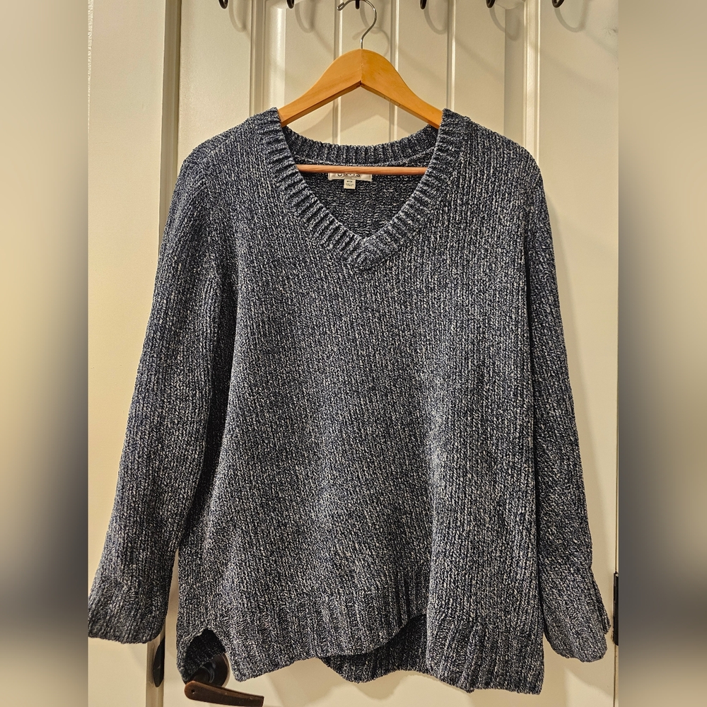 Orvis (Medium) Cozy Blue Knit Sweater